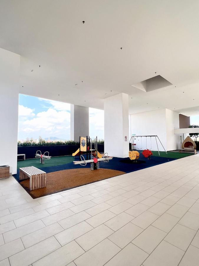 The Apple Residence & Suites Infinity Pool By Nestcove Malacca ภายนอก รูปภาพ