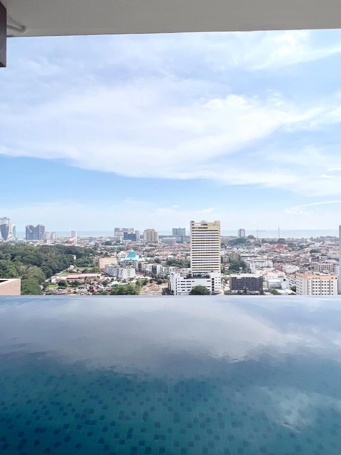 The Apple Residence & Suites Infinity Pool By Nestcove Malacca ภายนอก รูปภาพ
